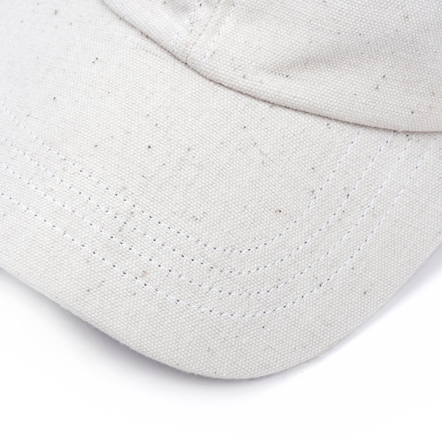 Bakr cap in Ecru