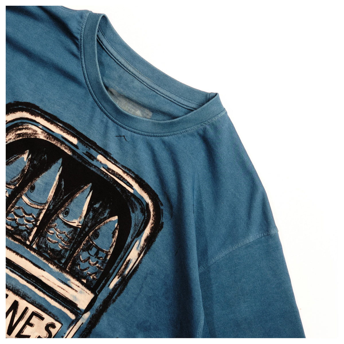 Sardines in Midnight Moon (Indigo) – collar and print detail