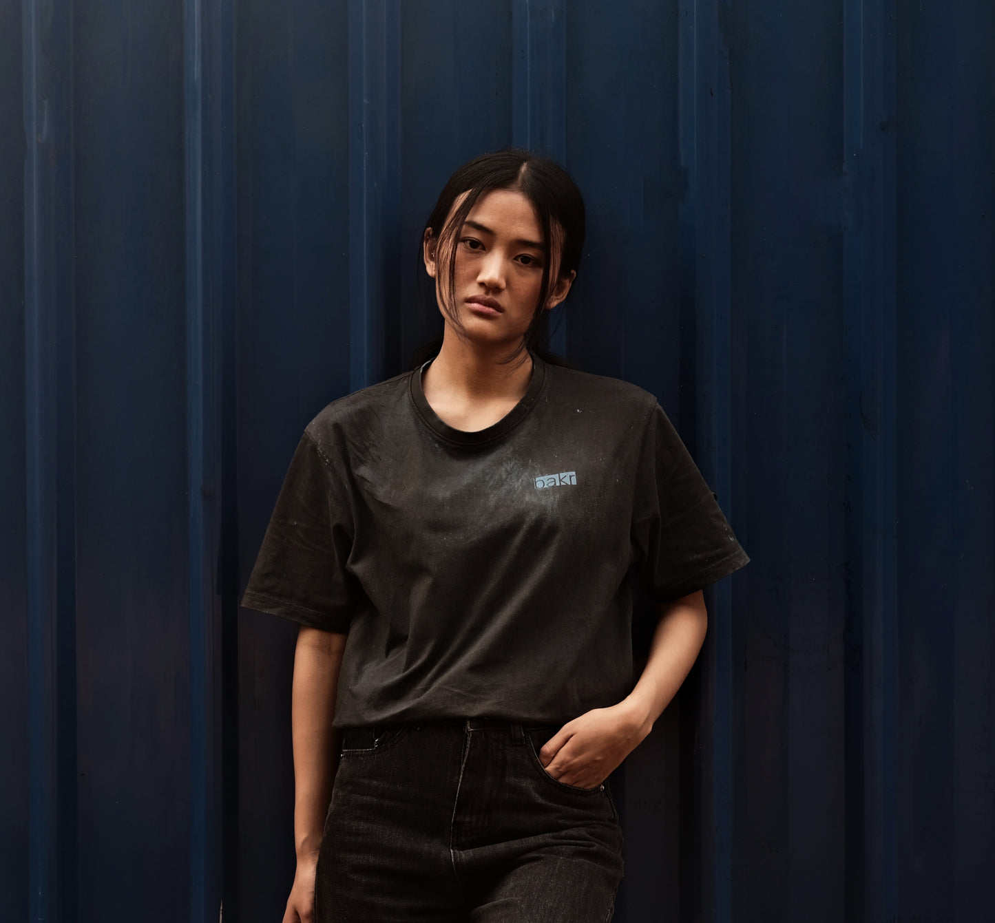 Bakr basic in “Neon indigo”
